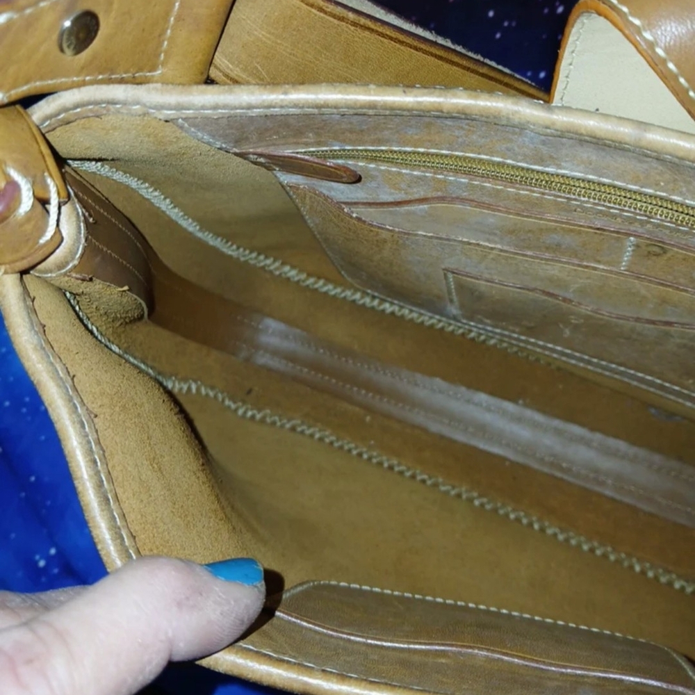 Dooney & Bourke Tan Leather Shoulder Bag - Picture 11 of 12